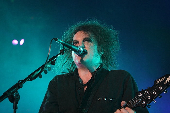 The Cure – Vergöttert wie eh und je: Robert Smith und Co. 2008 live in München. – 