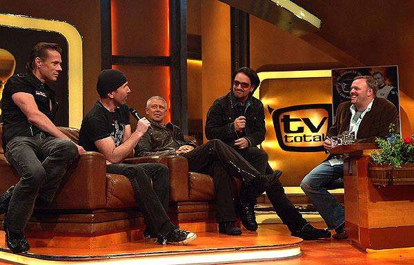 Im 30. Jahr ihrer Karriere besuchten U2 zum ersten Mal ein deutsches TV-Studio. – Die Band ...
