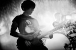 Sie sind eine Liveband. Daran lassen sie in Köln nicht den geringsten Zweifel., Kein Affentheater - Arctic Monkeys 2011 | © laut.de (Fotograf: Peter Wafzig)