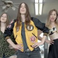 Haim - Das Video "If I Could Change Your Mind"