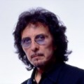 Tony Iommi - Gitarrist erbittet Gnade für Dealer