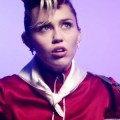 Miley Cyrus - "Younger Now" bezieht Stellung ... ein wenig