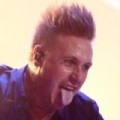 Metalsplitter - Papa Roach in Wiesn-Stimmung